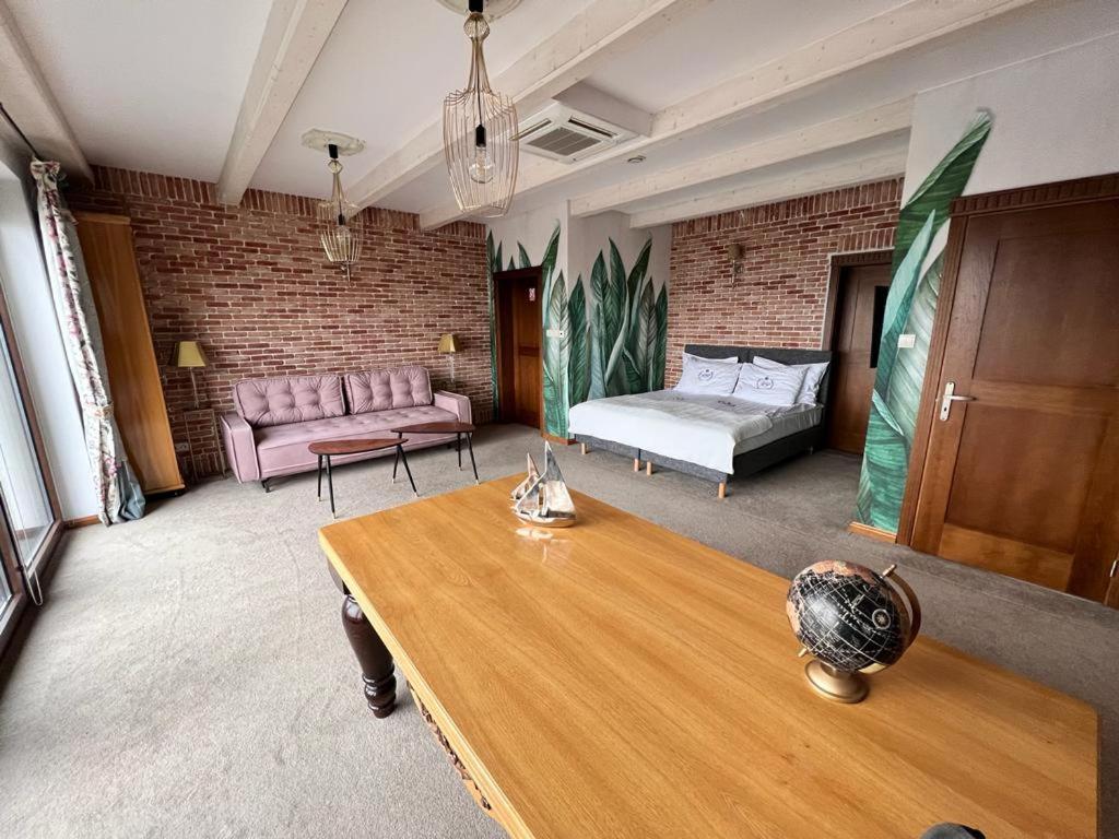 Hotel-Przystan Kikol Dış mekan fotoğraf